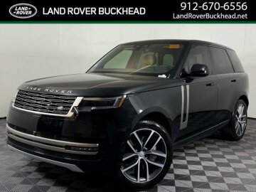 New 2025 Land Rover Range Rover SE