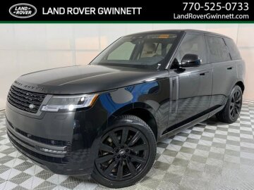 New 2025 Land Rover Range Rover SE