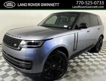 New 2025 Land Rover Range Rover SE