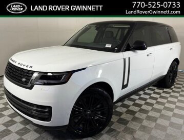 New 2025 Land Rover Range Rover SE