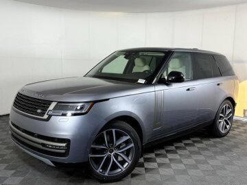 New 2025 Land Rover Range Rover SE