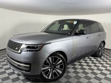 New 2025 Land Rover Range Rover SE