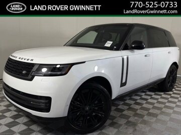 New 2025 Land Rover Range Rover SE