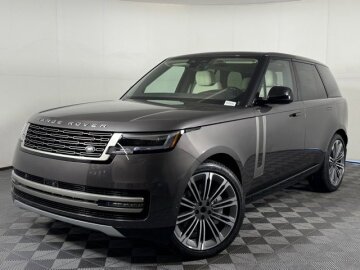 New 2025 Land Rover Range Rover SE