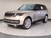 New 2025 Land Rover Range Rover SE
