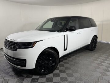 New 2025 Land Rover Range Rover SE