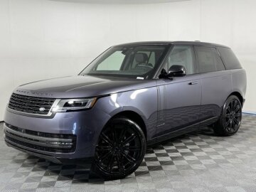 New 2025 Land Rover Range Rover SE