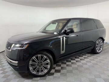 New 2025 Land Rover Range Rover SE