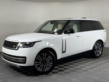 New 2025 Land Rover Range Rover SE