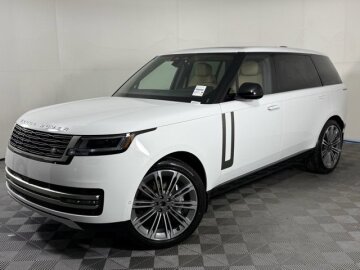 New 2025 Land Rover Range Rover SE