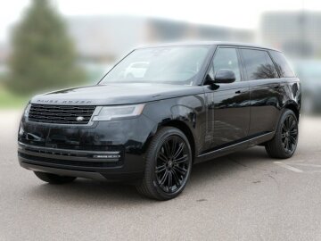 New 2025 Land Rover Range Rover SE