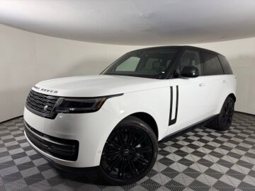 New 2025 Land Rover Range Rover SE