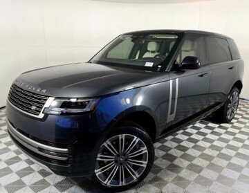 New 2025 Land Rover Range Rover SE