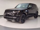 New 2025 Land Rover Range Rover SE