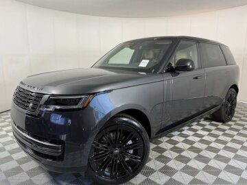 New 2025 Land Rover Range Rover SE