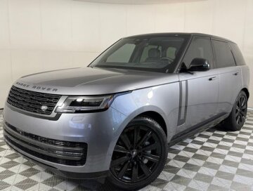 New 2025 Land Rover Range Rover SE