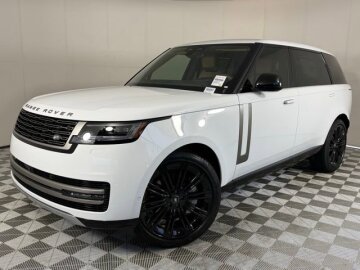 New 2025 Land Rover Range Rover SE
