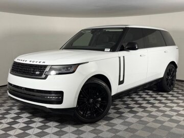 New 2025 Land Rover Range Rover SE