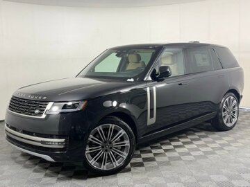 New 2025 Land Rover Range Rover SE