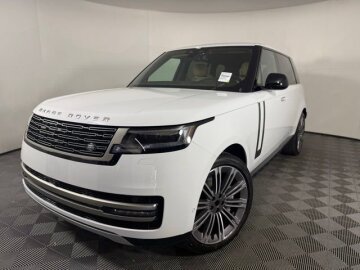New 2025 Land Rover Range Rover SE