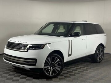 New 2025 Land Rover Range Rover SE