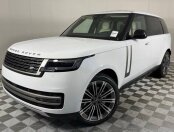 New 2025 Land Rover Range Rover SE