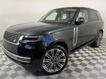 New 2025 Land Rover Range Rover SE