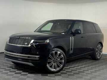 New 2025 Land Rover Range Rover SE