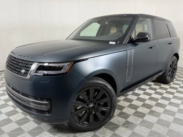 New 2025 Land Rover Range Rover SE