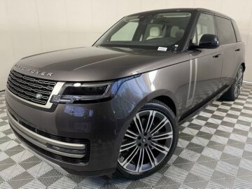 New 2025 Land Rover Range Rover SE