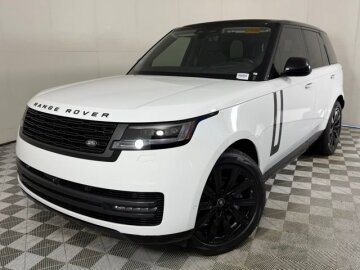 New 2025 Land Rover Range Rover SE