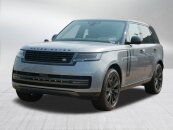 New 2025 Land Rover Range Rover SE