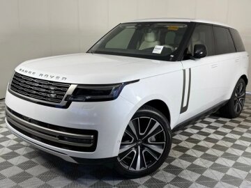 New 2025 Land Rover Range Rover SE