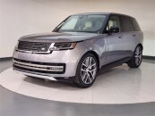 New 2025 Land Rover Range Rover SE