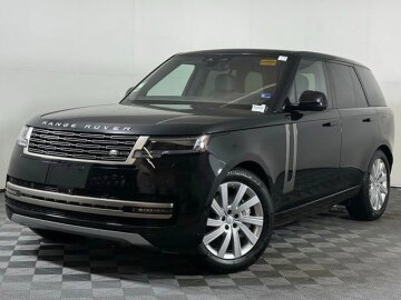 New 2025 Land Rover Range Rover SE