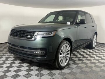 New 2025 Land Rover Range Rover SE