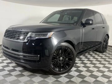 New 2025 Land Rover Range Rover SE