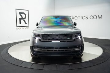 2025 Land Rover Range Rover SE