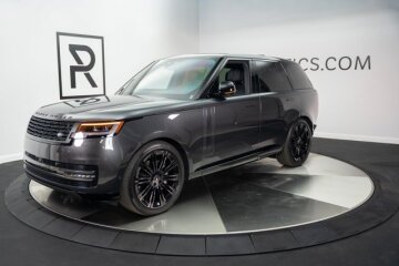 2025 Land Rover Range Rover SE