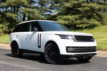 2025 Land Rover Range Rover SE