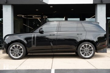 2025 Land Rover Range Rover SE