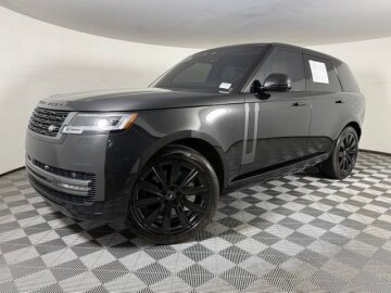 2025 Land Rover Range Rover SE