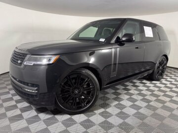 2025 Land Rover Range Rover SE