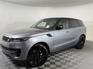 New 2025 Land Rover Range Rover Sport SE