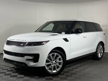 New 2025 Land Rover Range Rover Sport SE