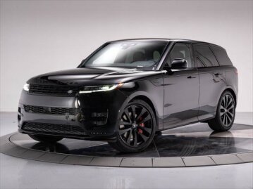 New 2025 Land Rover Range Rover Sport