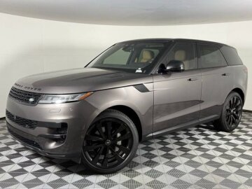 New 2025 Land Rover Range Rover Sport SE