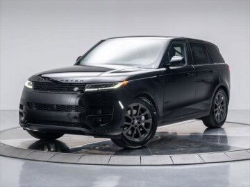 New 2025 Land Rover Range Rover Sport