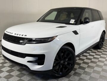 New 2025 Land Rover Range Rover Sport SE