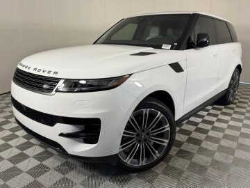 New 2025 Land Rover Range Rover Sport SE
